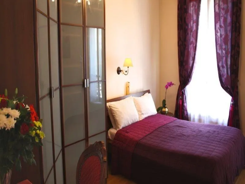 Hotel Le Twelve Paris 3*,  France